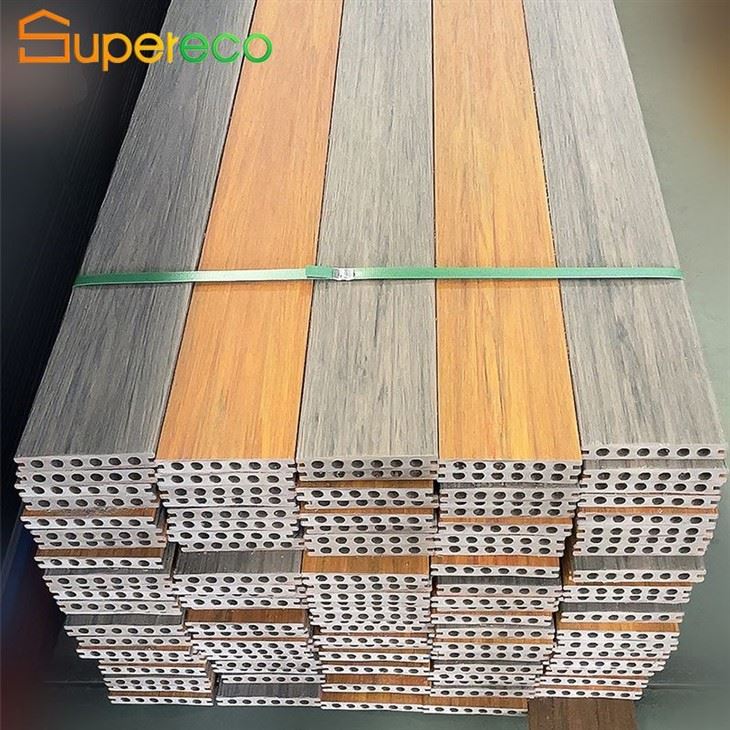 Composite decking flooring (13)(001) Composite decking flooring (13)(001)